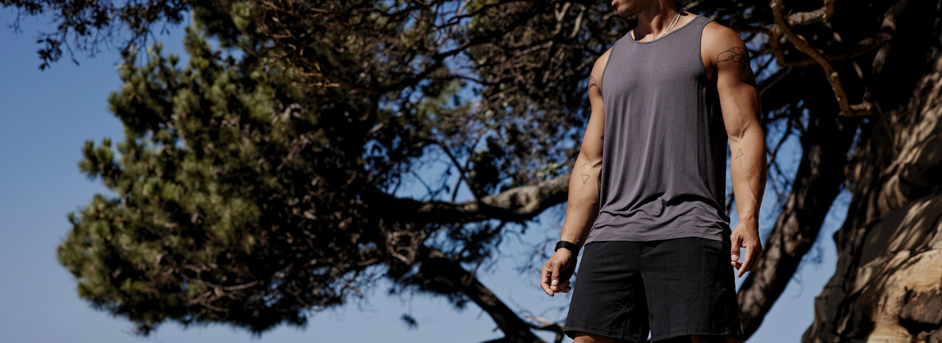 Men's Tops