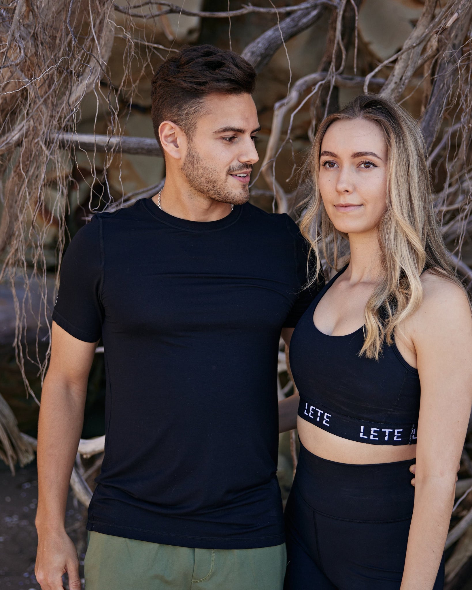Piha Fitted T-Shirt | Black